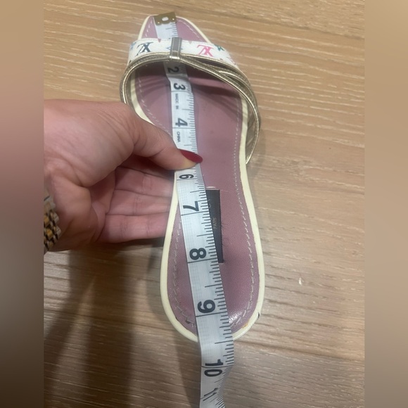 Louis Vuitton White Heels with Gold Straps - Picture 10 of 10